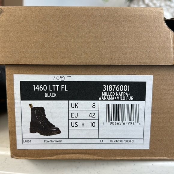 Dr Martens 1460 FAUX FUR LINED LEATHER LACE UP BOOTS Sz 10 - Picture 13 of 14